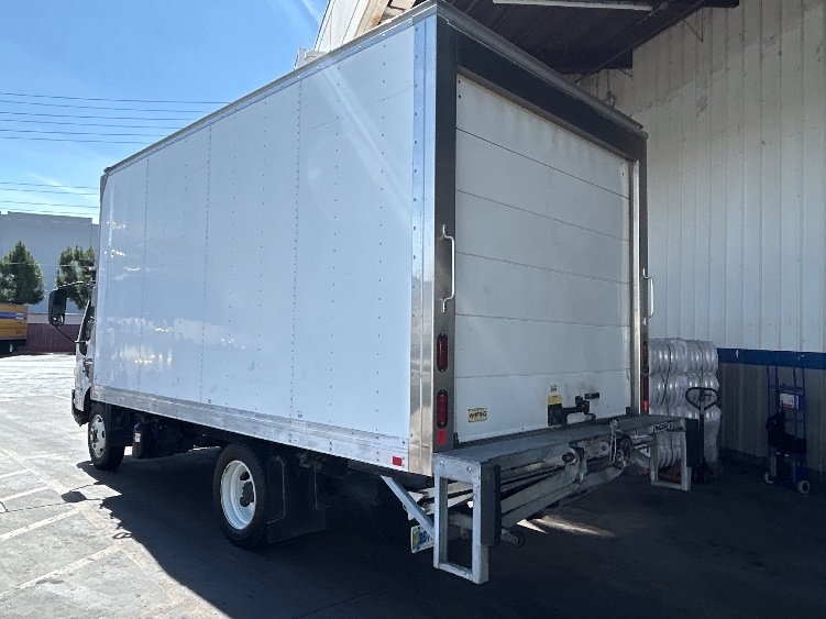 2019 Hino 195 in Torrance, CA — photo 6
