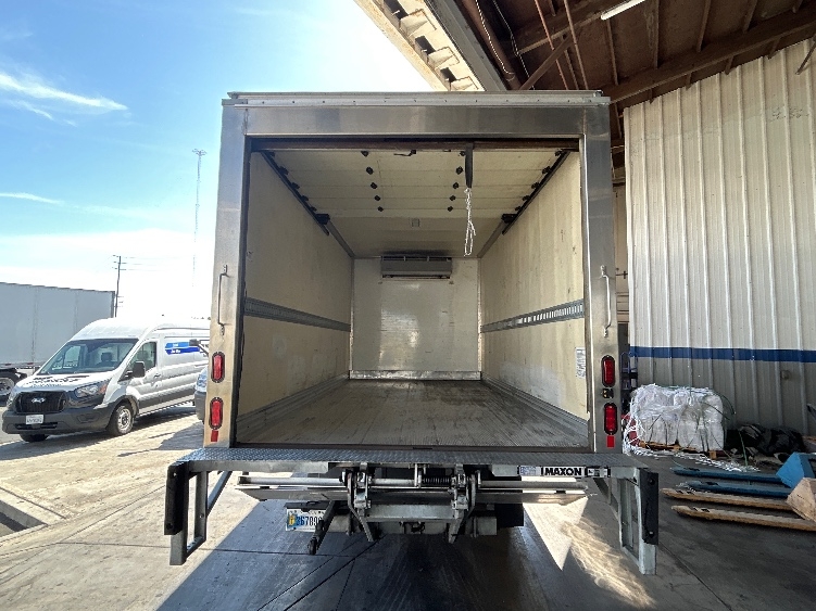 2019 Hino 195 in Torrance, CA — photo 8