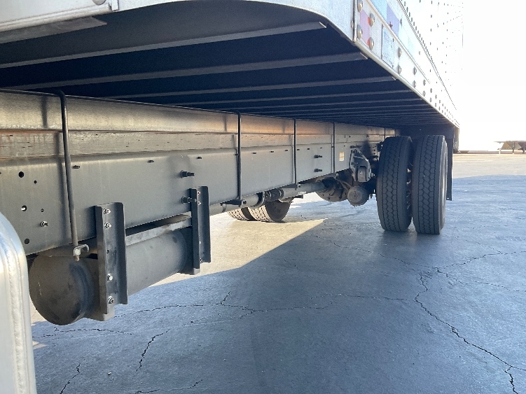 2019 Hino 268 in Torrance, CA — photo 5