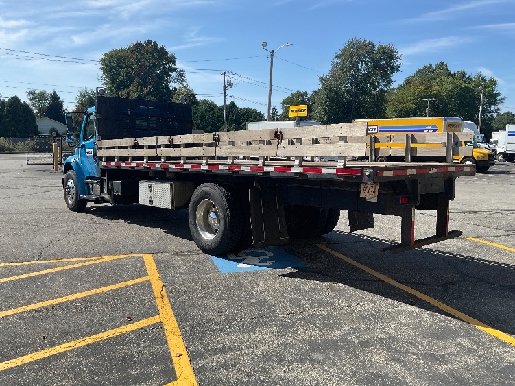 2019 Freightliner eM2 in Springfield, MA — photo 6