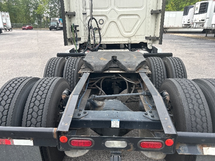 2020 Freightliner Cascadia in Garner, NC — photo 6