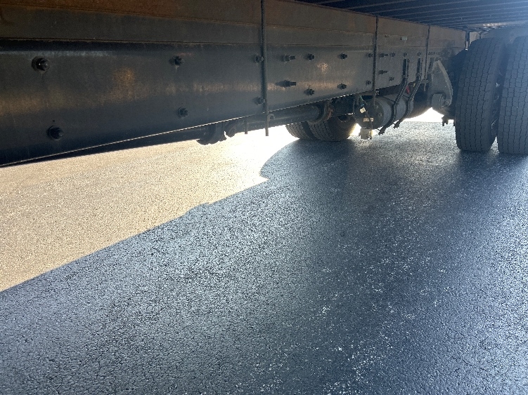 2023 Freightliner eM2 in Burlington, NJ — photo 5