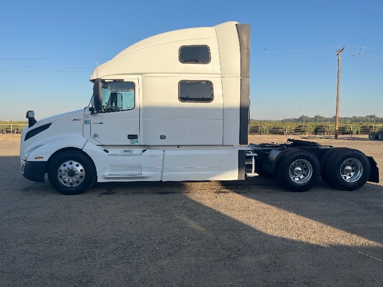 2020 Volvo in Fresno, CA — photo 4