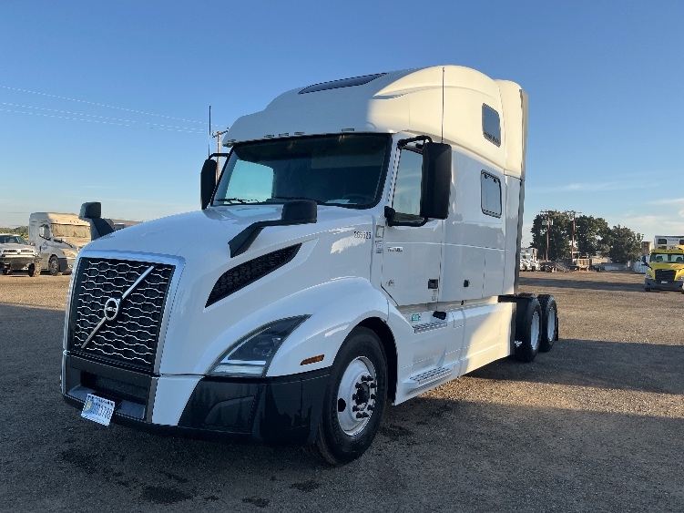 2020 Volvo in Fresno, CA — photo 3