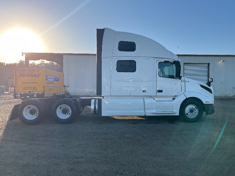 2020 Volvo in Fresno, CA — photo 8