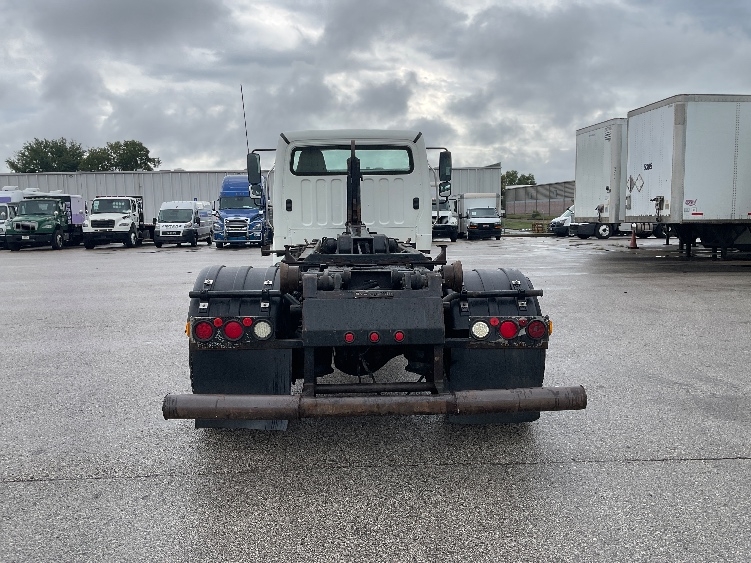 2020 Freightliner eM2 in Moberly, MO — photo 7