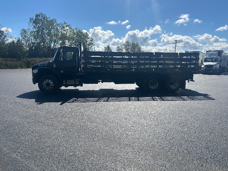 2019 Freightliner eM2 in Whitesboro, NY — photo 4