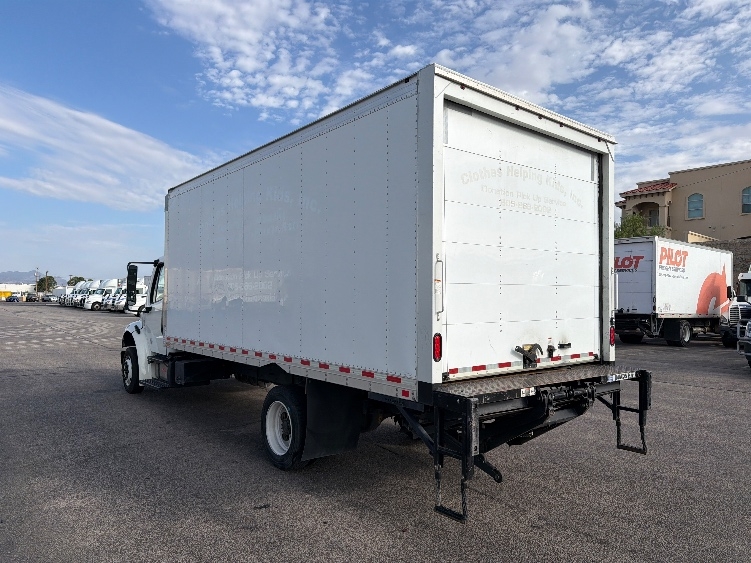 2019 Freightliner eM2 in El Paso, TX — photo 6