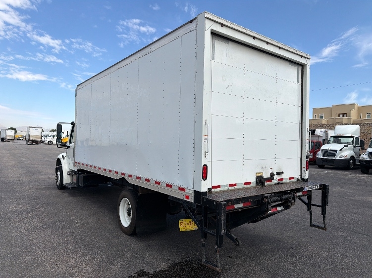 2019 Freightliner eM2 in El Paso, TX — photo 6