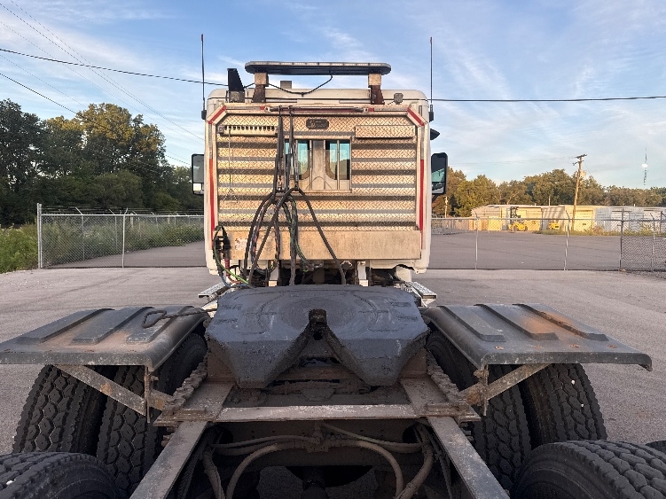 2020 Freightliner Cascadia in Chicago (Melrose Park), IL — photo 6
