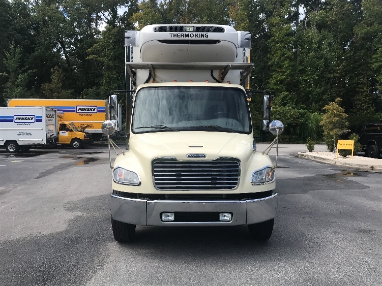 2019 Freightliner eM2 in Ladson, SC — photo 2
