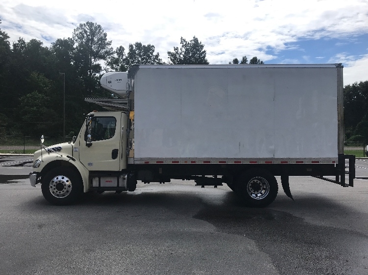 2019 Freightliner eM2 in Ladson, SC — photo 4