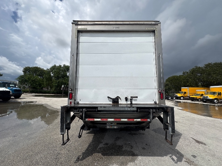 2019 Freightliner eM2 in Medley, FL — photo 7