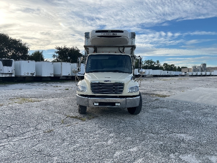 2019 Freightliner eM2 in Tampa, FL — photo 2