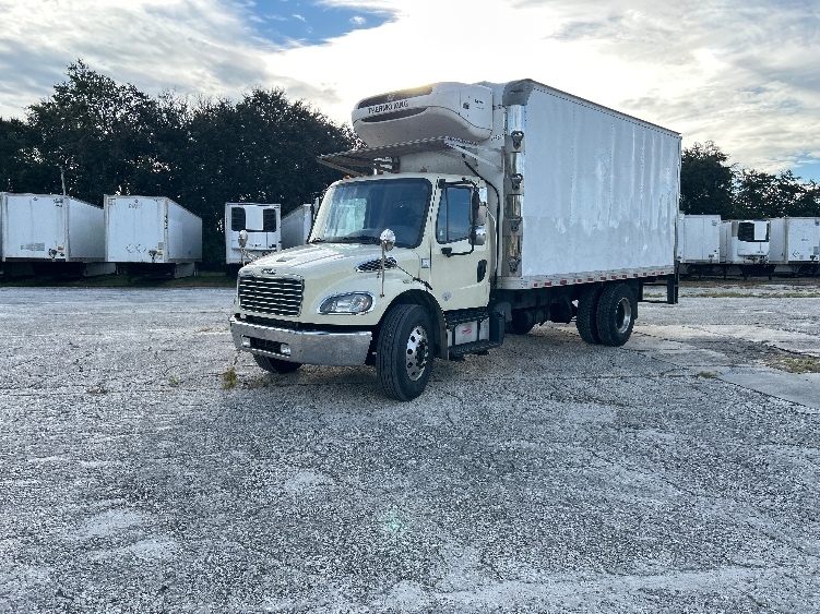 2019 Freightliner eM2 in Tampa, FL — photo 3