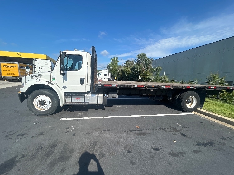 2020 Freightliner eM2 in Jessup, MD — photo 4