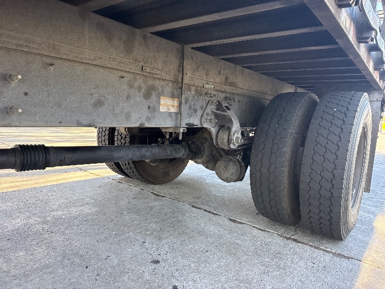 2020 Hino 268 in Torrance, CA — photo 5