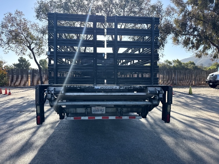 2020 Hino 268 in Torrance, CA — photo 7