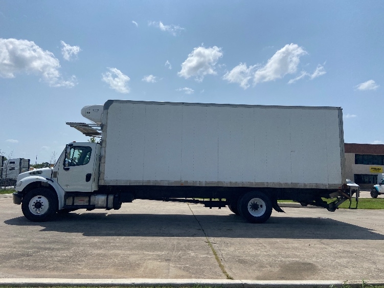 2020 Freightliner eM2 in San Antonio, TX — photo 4