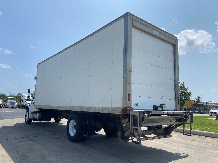 2020 Freightliner eM2 in San Antonio, TX — photo 6