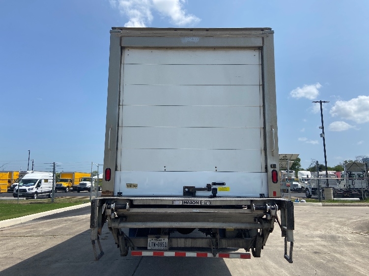 2020 Freightliner eM2 in San Antonio, TX — photo 7