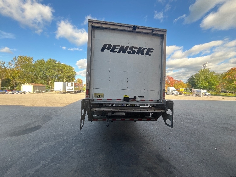 2024 Freightliner eM2 in Burlington, NJ — photo 7