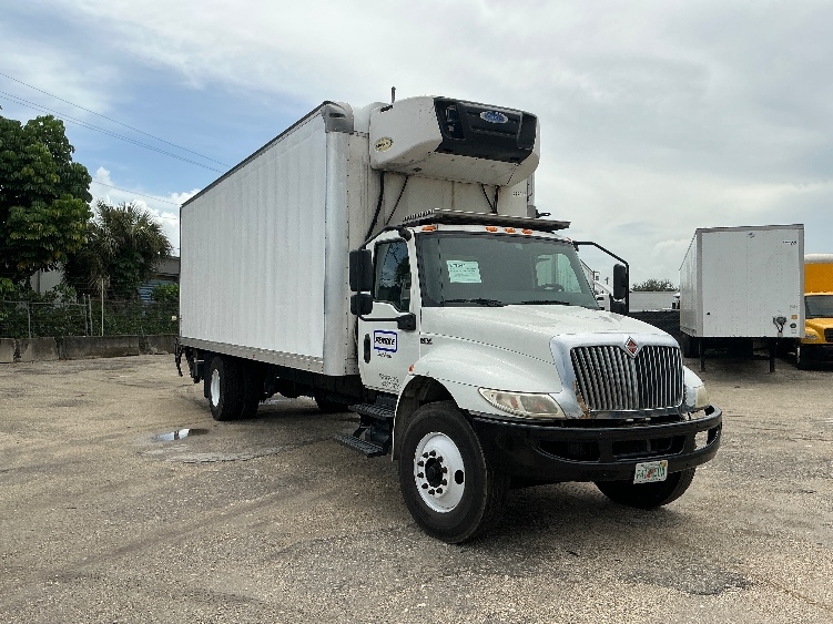 2020 International MV in Miami, FL