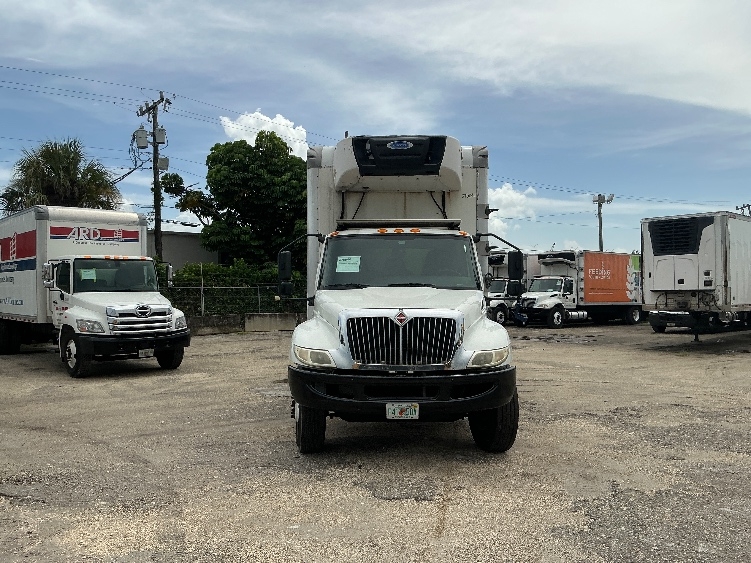 2020 International MV in Miami, FL — photo 2