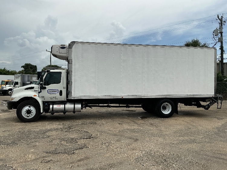 2020 International MV in Miami, FL — photo 4