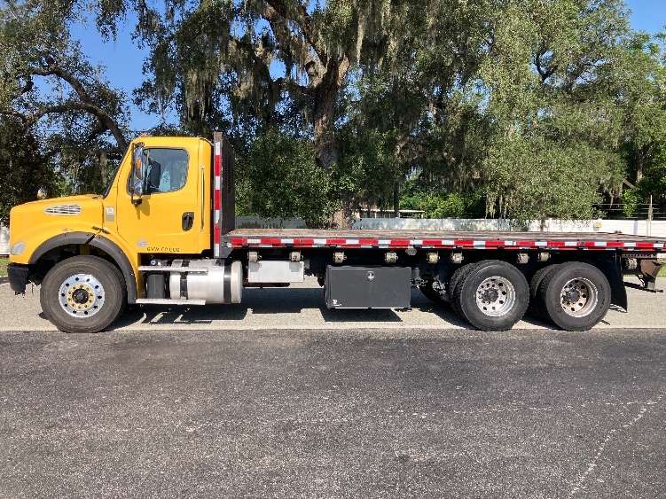 2019 Freightliner M2 112 in Tampa, FL — photo 4