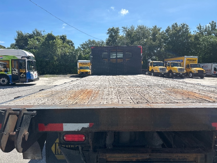 2019 Freightliner M2 112 in Tampa, FL — photo 8