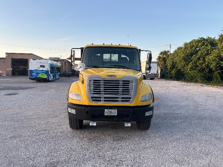 2019 Freightliner M2 112 in Tampa, FL — photo 2