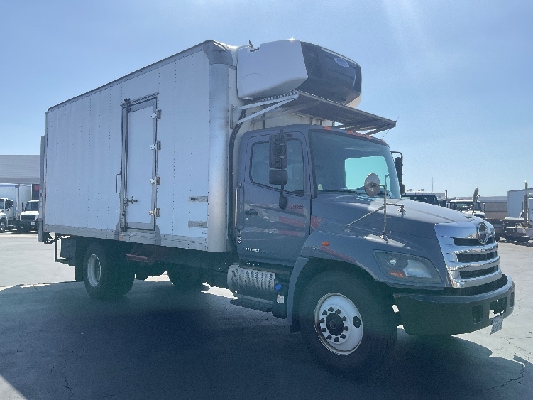 2020 Hino 268 in Torrance, CA