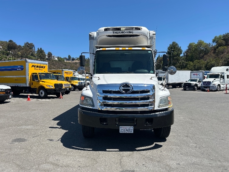 2019 Hino 338 in Torrance, CA — photo 2
