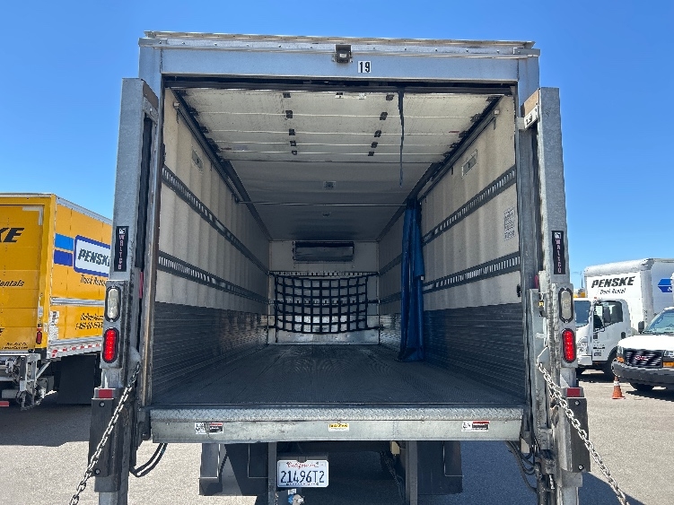 2019 Hino 338 in Torrance, CA — photo 8