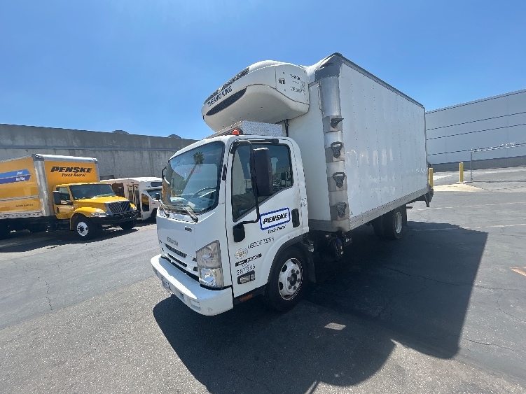 2019 Isuzu NQR in Torrance, CA — photo 3