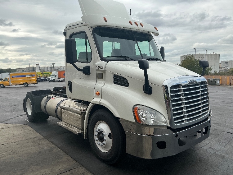 2020 Freightliner Cascadia in Melrose Park, IL