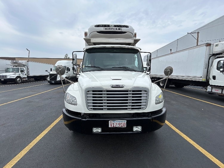 2020 Freightliner M2 106 in Braintree, MA — photo 2
