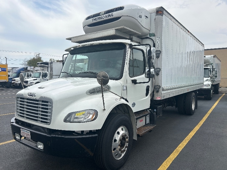2020 Freightliner M2 106 in Braintree, MA — photo 3