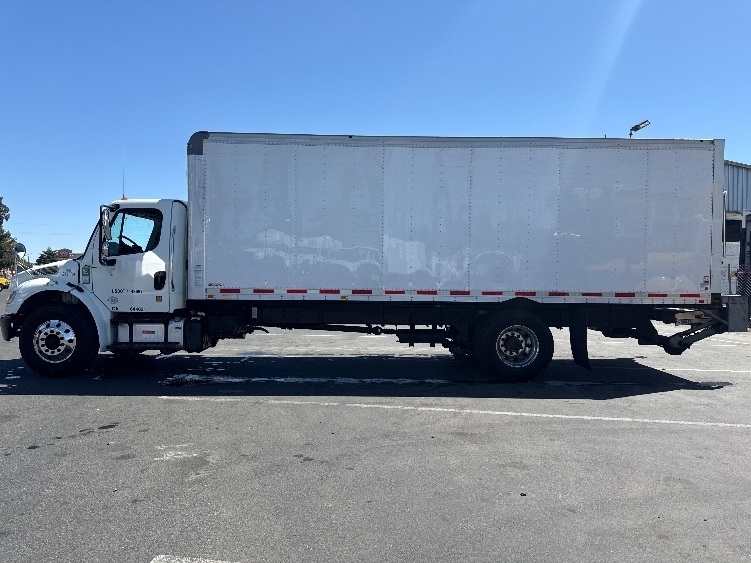 2020 Freightliner eM2 in West Sacramento, CA — photo 4