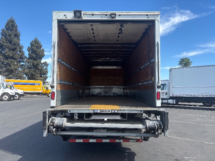 2020 Freightliner eM2 in West Sacramento, CA — photo 8