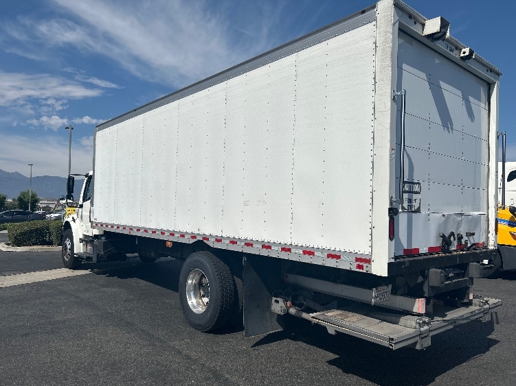 2020 Freightliner eM2 in Fontana, CA — photo 6