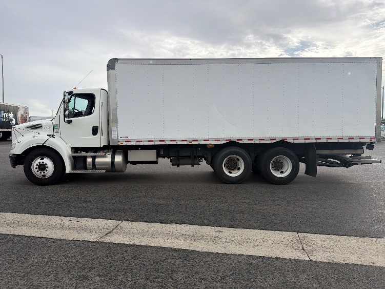 2020 Freightliner M2 112 in Fontana, CA — photo 4