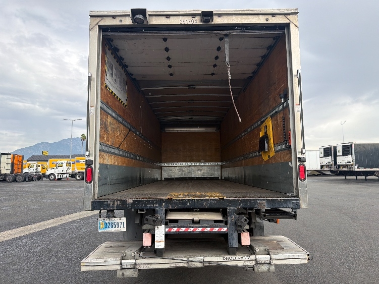 2020 Freightliner M2 112 in Fontana, CA — photo 8
