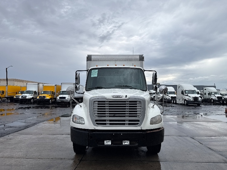2020 Freightliner M2 112 in Phoenix, AZ — photo 2