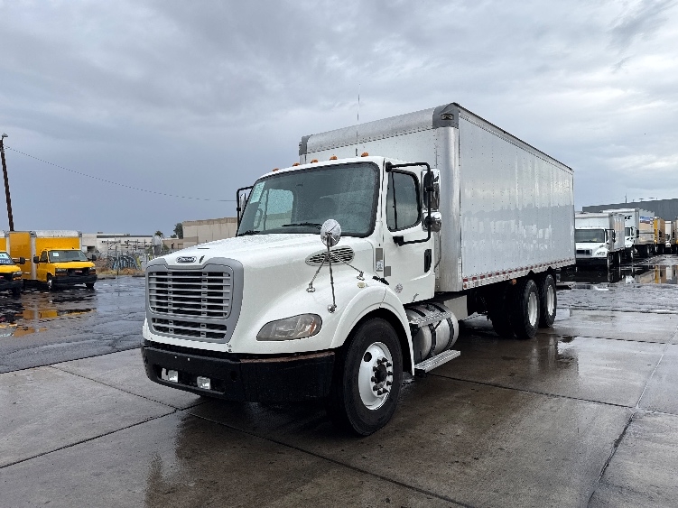 2020 Freightliner M2 112 in Phoenix, AZ — photo 3