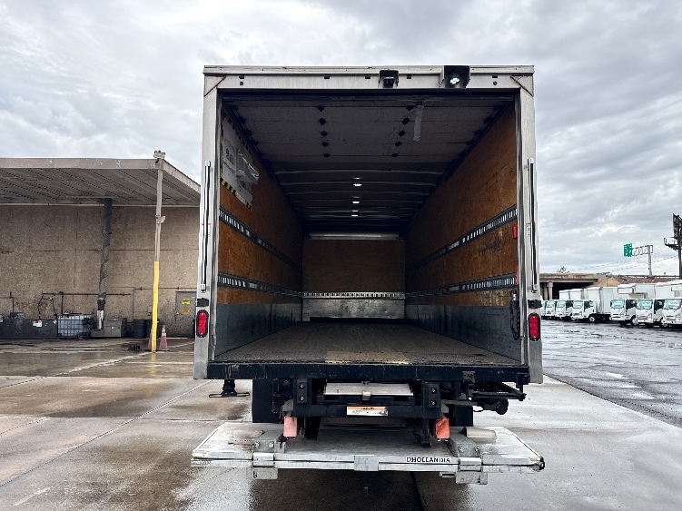 2020 Freightliner M2 112 in Phoenix, AZ — photo 8