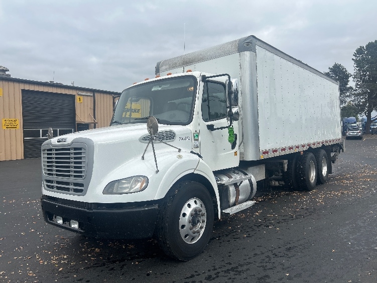 2020 Freightliner M2 112 in Portland, OR — photo 3