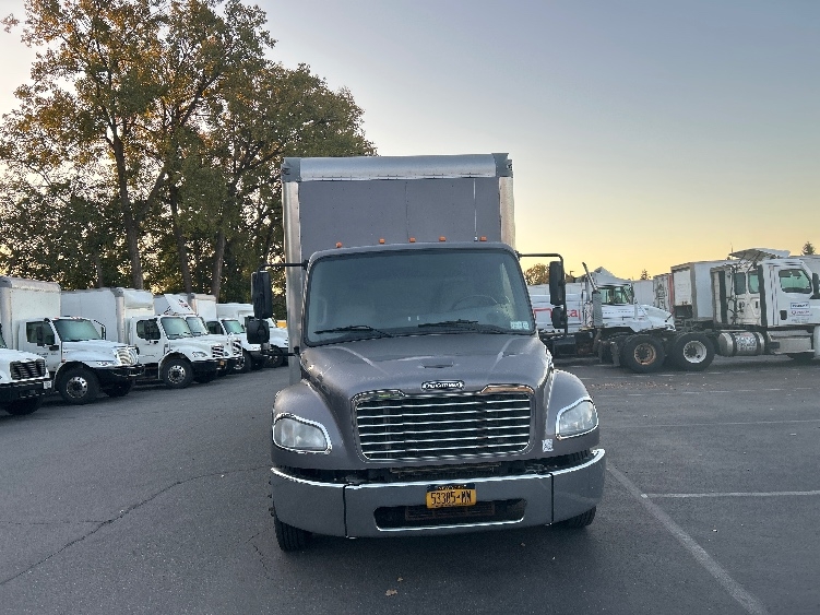 2020 Freightliner eM2 in Albany, NY — photo 2