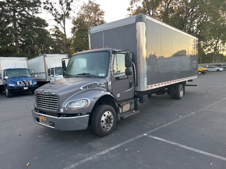 2020 Freightliner eM2 in Albany, NY — photo 3